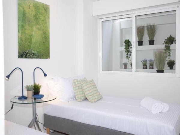 Vouliagmeni'S Secret Garden Near The Sea Apartment Атина Екстериор снимка