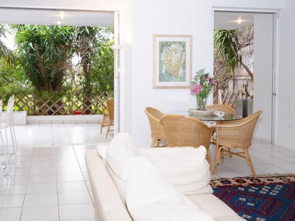 Vouliagmeni'S Secret Garden Near The Sea Apartment Атина Екстериор снимка