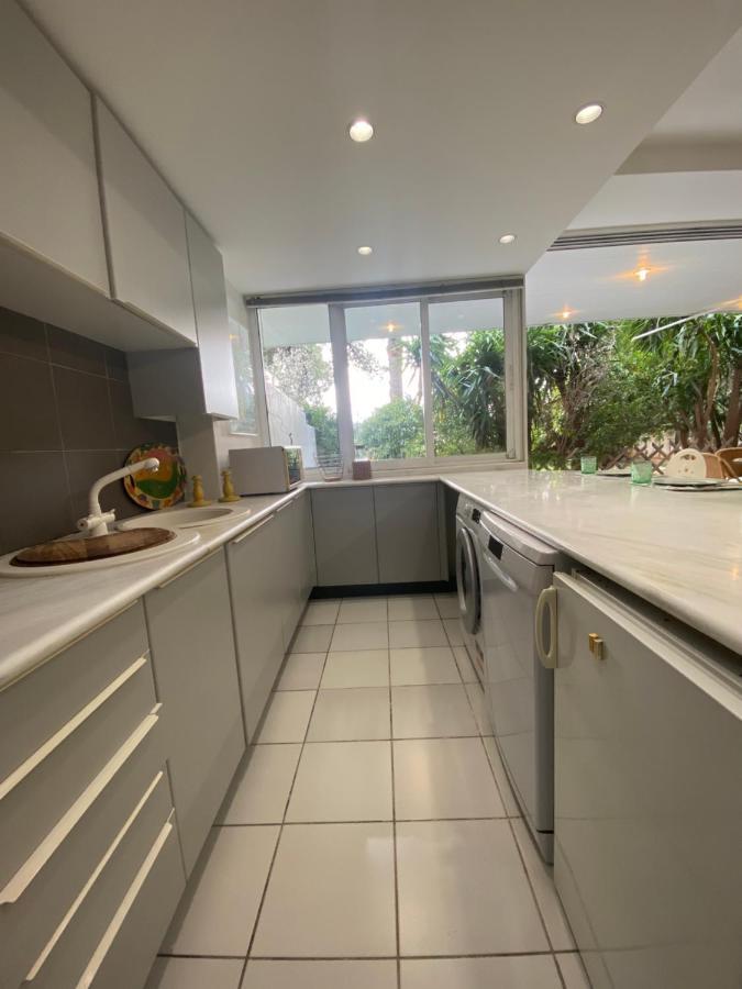 Vouliagmeni'S Secret Garden Near The Sea Apartment Атина Екстериор снимка